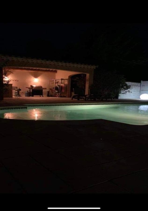 … Et La Fourmi Villa Saumane-de-Vaucluse Exterior photo