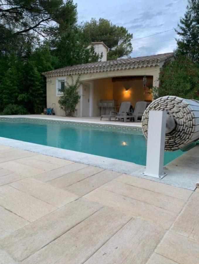 … Et La Fourmi Villa Saumane-de-Vaucluse Exterior photo